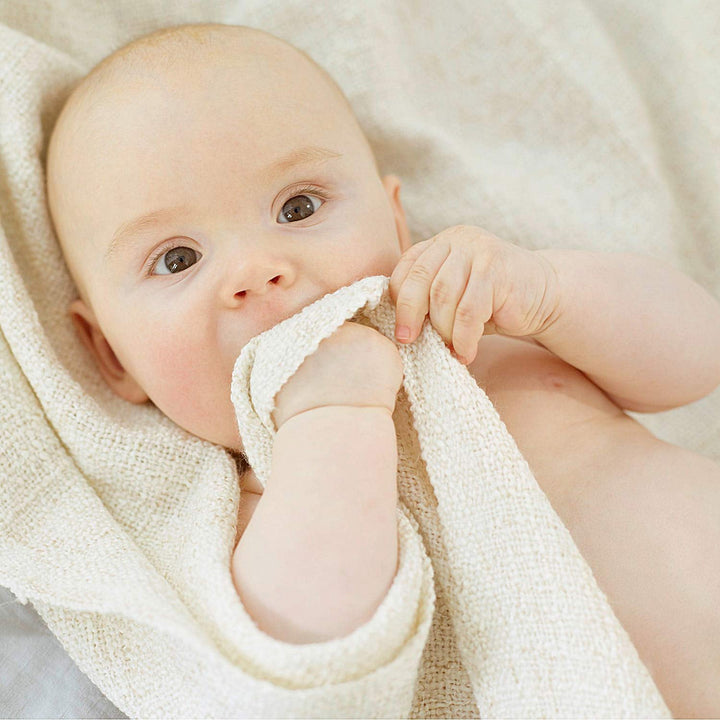 WELEDA Organic Baby Derma White Mallow Face Cream, cremă hidratantă pentru pielea foarte sensibilă și neurodermitică, cosmetice naturale pentru îngrijire intensivă și ameliorarea mâncărimii (1 x 50 ml) Copii - Baie si Skincare Naty Shop